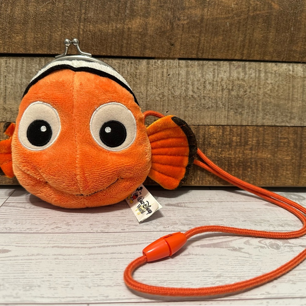 Walt Disney World Finding Nemo Plush Coin Purse Mini Bag